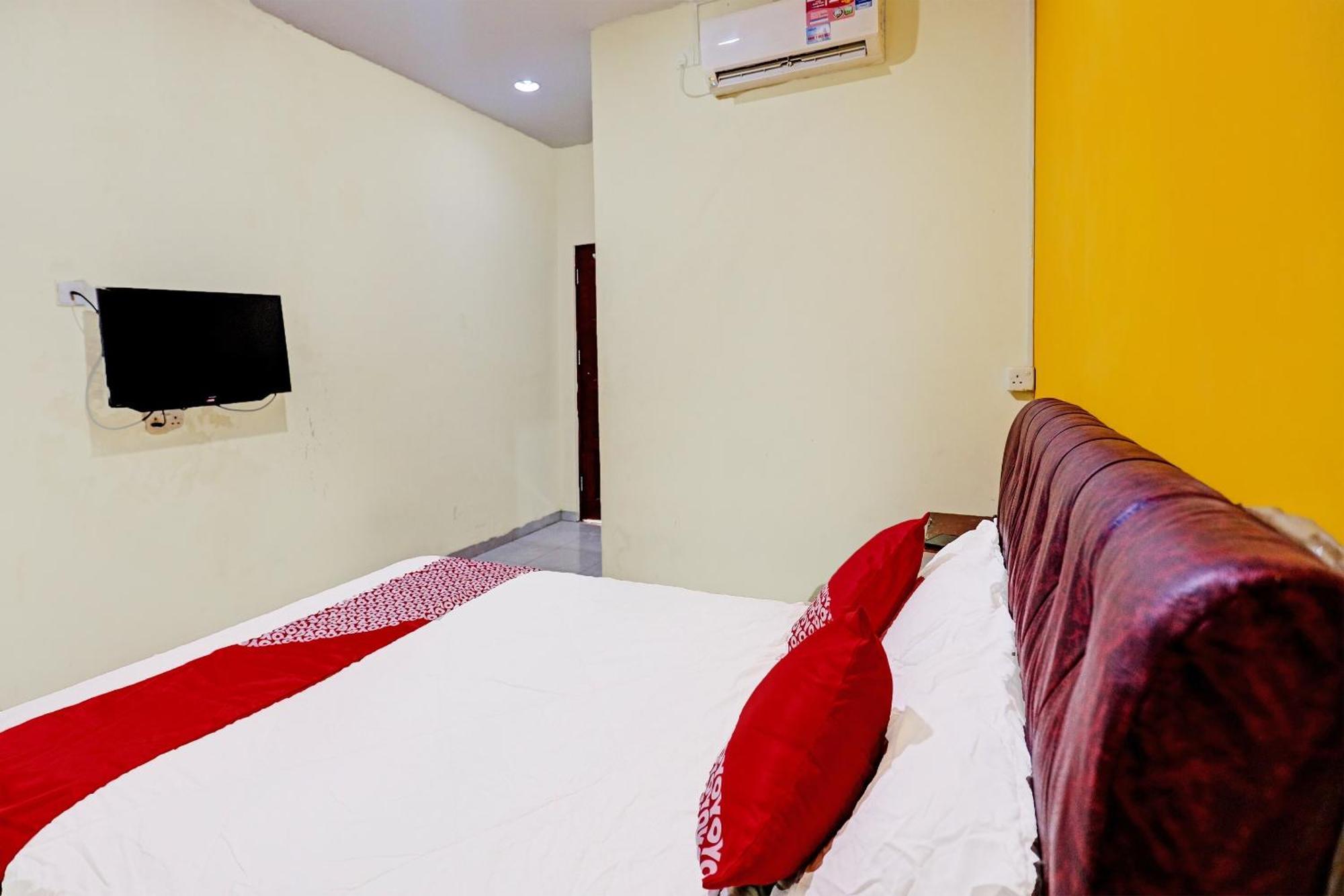 Oyo 92322 Hasan House Syariahnearpelabuhan Feri Harbor Bay Nagoya Bagian luar foto
